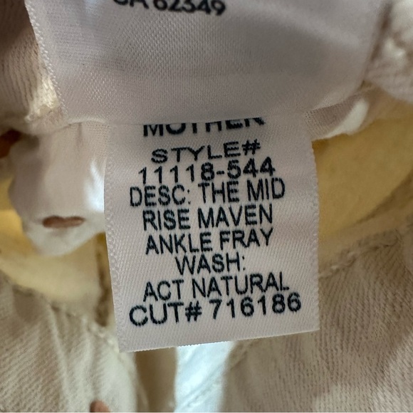 NEW MOTHER SUPERIOR The Mid Rise Maven Ankle Fray Jean in “Act Natural” Size 26 - Picture 10 of 12